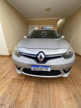 RENAULT FLUENCE 2.0 DYNAMIQUE PLUS 16V FLEX 4P AUTOMÁTICO